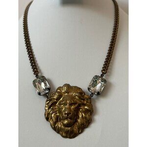 VTG Gold-Tone Lion Pendant Necklace Clear Faceted Crystal Accents Chunky Chain